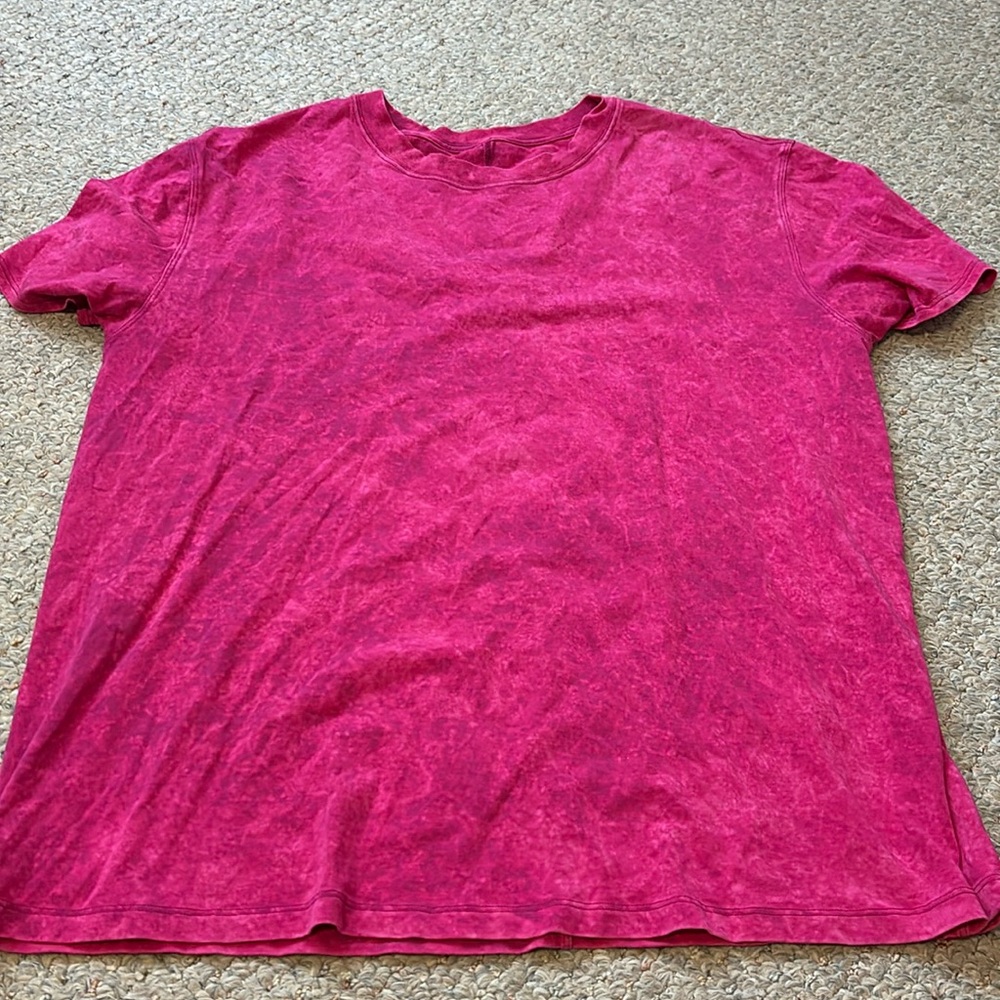 Lululemon pink oversized tee